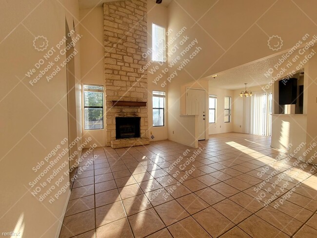 Foto del edificio - 2 br, 2 bath Duplex - 1760 Horseshoe Cir