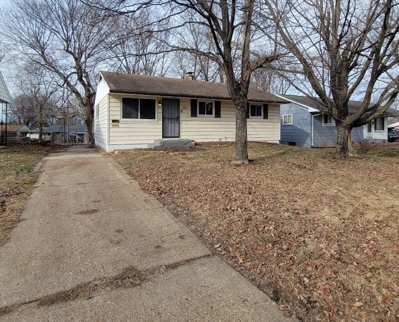 10837 Glen Garry Rd, St. Louis, MO 63137 House Rental in St. Louis