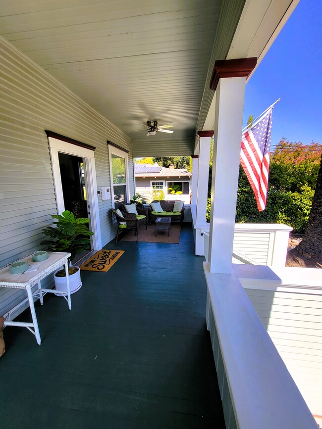 Foto del edificio - 119 Commercial St