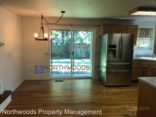 Building Photo - 3 br, 2 bath House - 1693 Alexis Way
