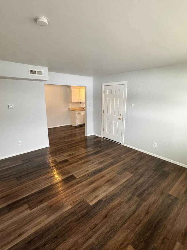 Foto del edificio - 2919 Chippewa St