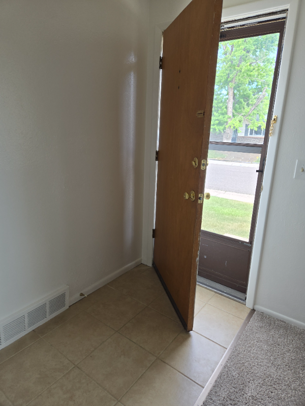 Building Photo - 6367 S Iris Way
