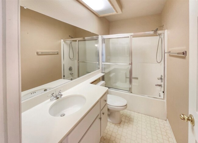 Foto del edificio - 12196 Nugget Ave