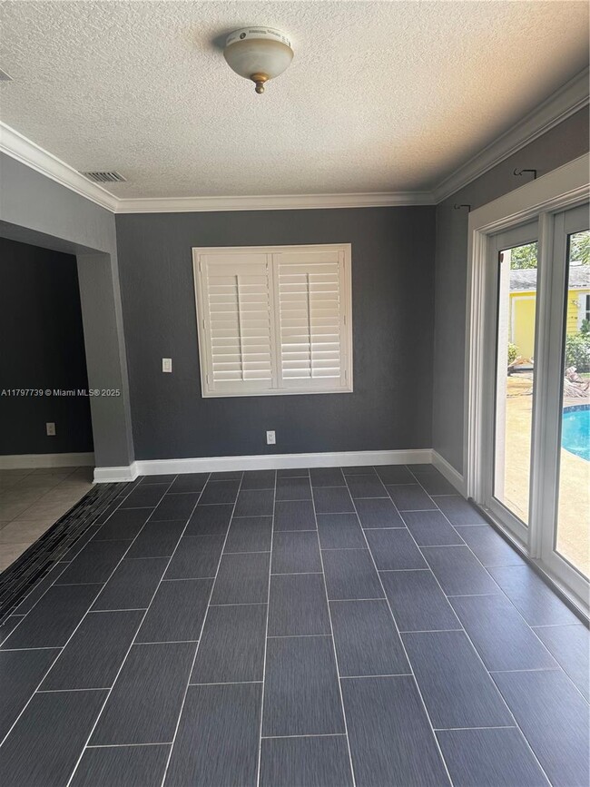 Building Photo - 3170 Buccaneer Rd