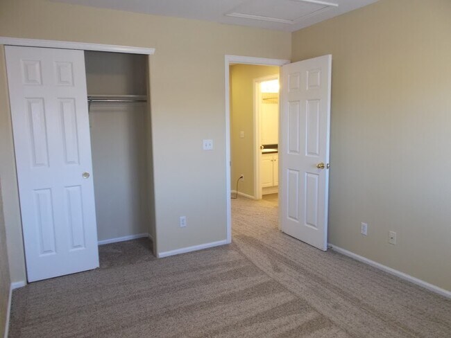 Foto del edificio - 2876 Castle Peak Ave