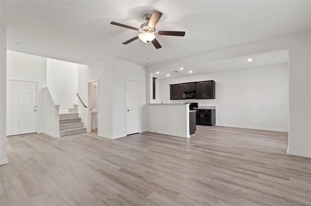 Building Photo - 3004 Cliffview Dr