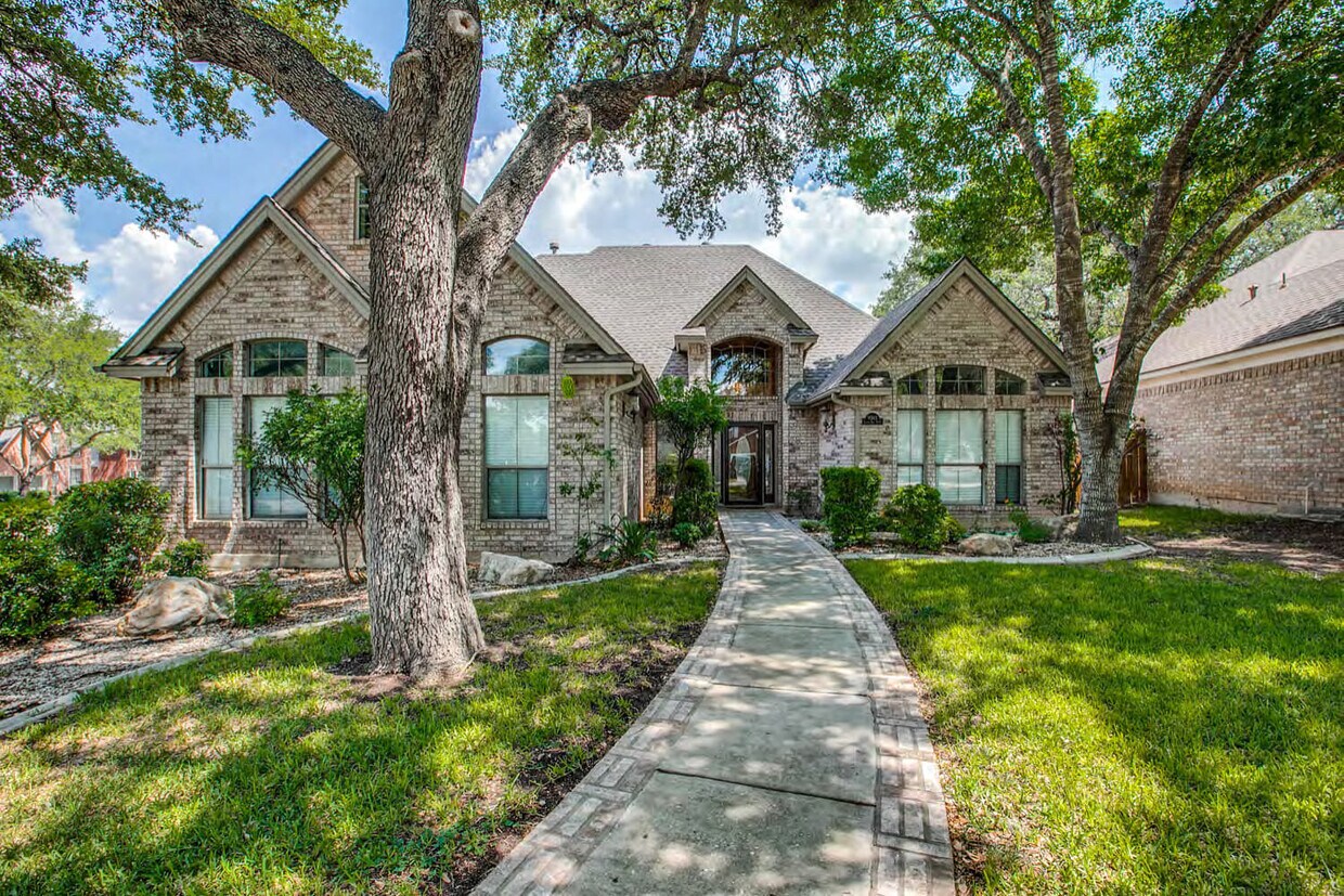 Foto principal - 9503 Legend Isle Dr