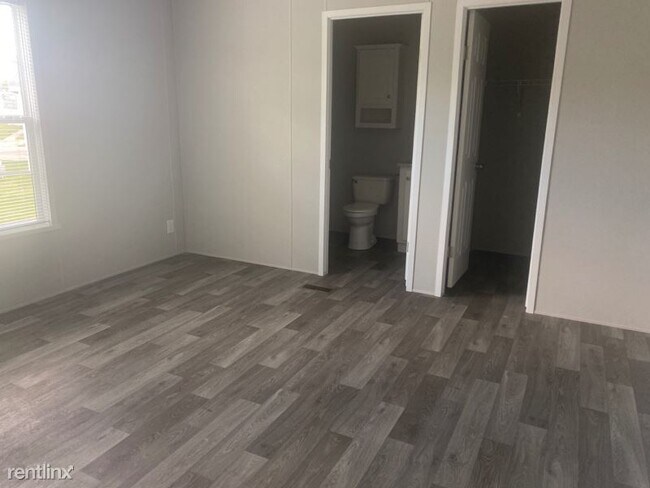 Foto del edificio - 3 br, 2 bath Mobile Home - 360 Shummard Br