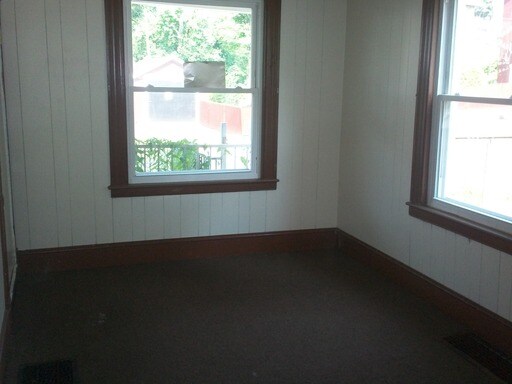 Building Photo - 50 Welton St