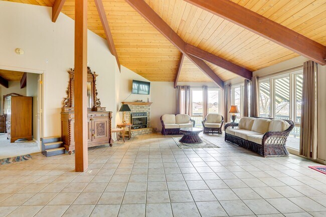 Foto del edificio - 189 Flint Ridge Rd