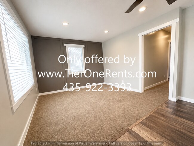 Foto del edificio - This property offers a NO DEPOSIT option available for qualified renters!