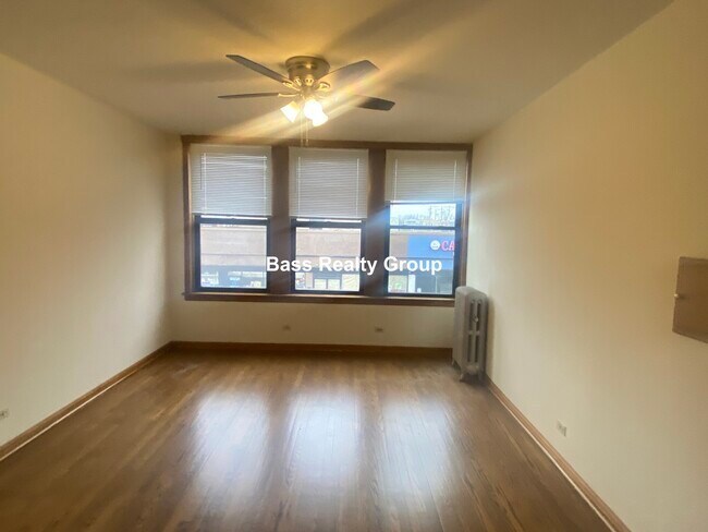 Building Photo - 4806 N Kedzie Ave