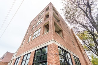 Building Photo - 3459 W Belmont Ave