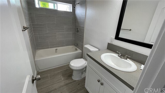 Foto del edificio - 1307 W 9th St