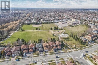 Building Photo - 6045 Grossbeak Dr