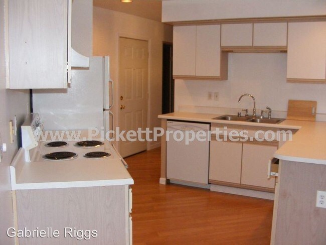 Foto del edificio - 2257 Skyline Ln NW