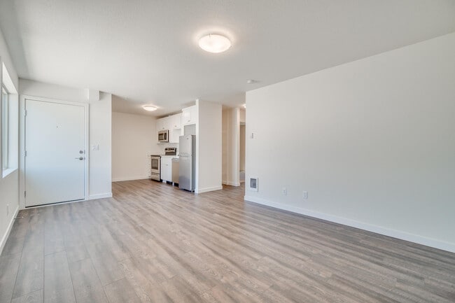 Kitchen - Steele Apartments