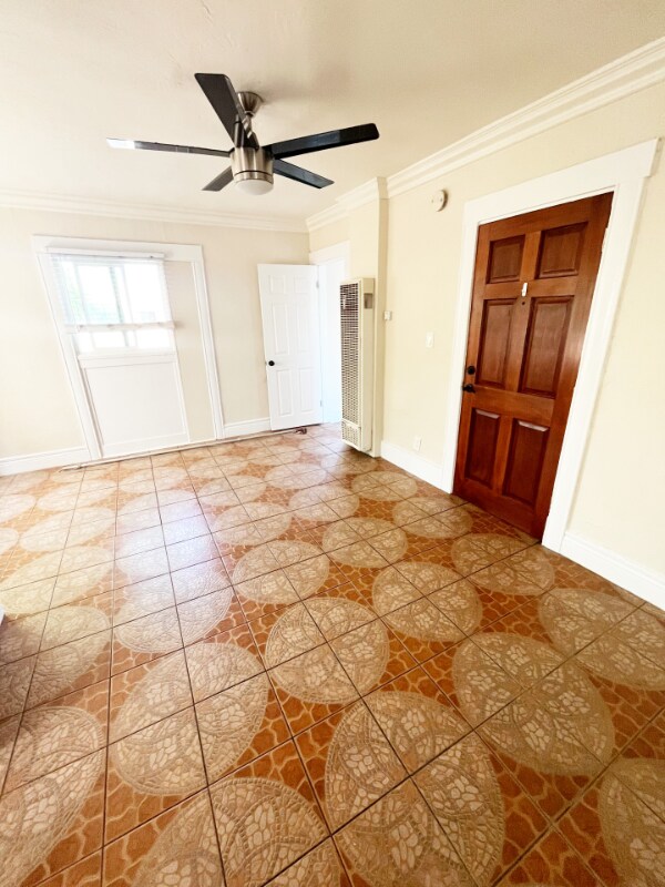 Foto del edificio - 744 Pine Ave