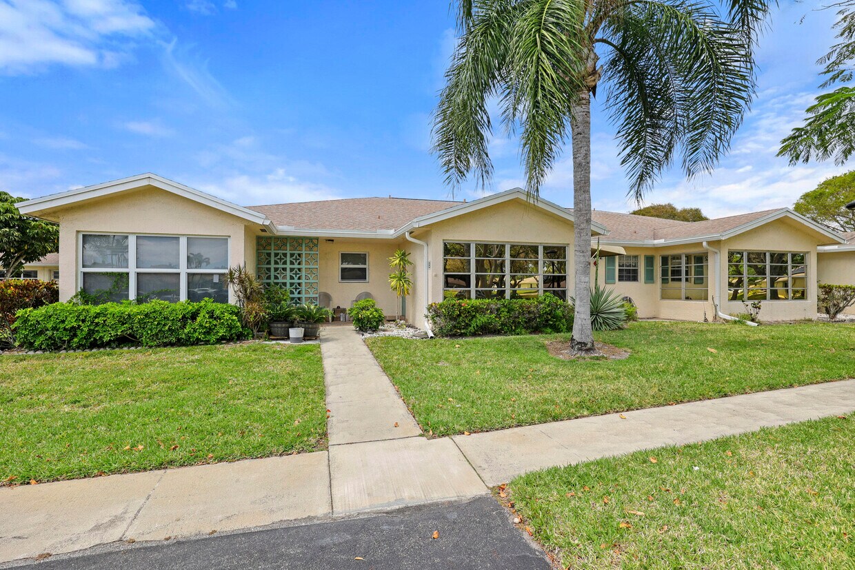 Foto principal - 5162 Lakefront Blvd