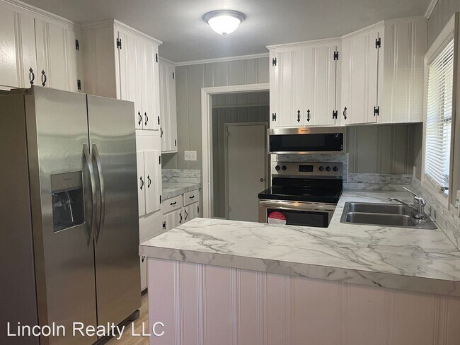 Building Photo - 4 br, 2 bath House - 209 Wayne Ave. *
