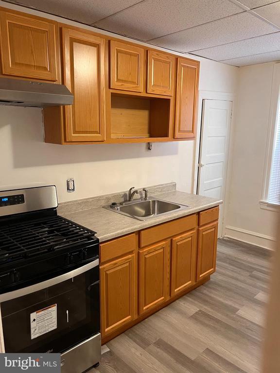 Building Photo - 1208 Carl Miller Blvd