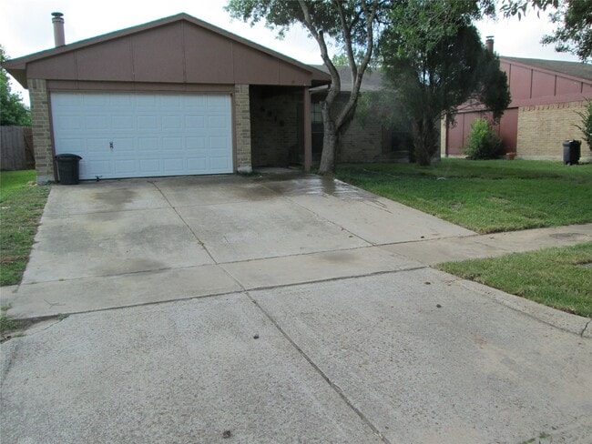 Building Photo - 6818 Glenstein Dr