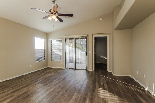 Foto del edificio - 1607 W Nancy Ln