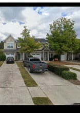 Off street parking - 319 Buxton Ln
