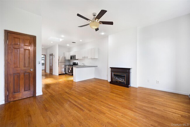 Foto del edificio - 118 W 136th St