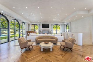 Building Photo - 30125 Harvester Rd