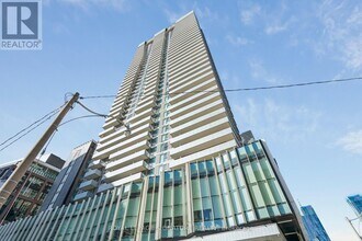 Building Photo - 20 Richardson St