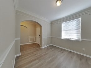 Building Photo - 32331 Hunter Park Ct