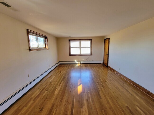 Building Photo - 209 Jefferson Ave