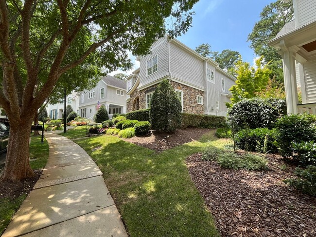 Foto del edificio - Excellent 4BD, 3.5BA Home in Raleigh with ...