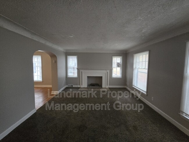 Building Photo - 10978 Craft St