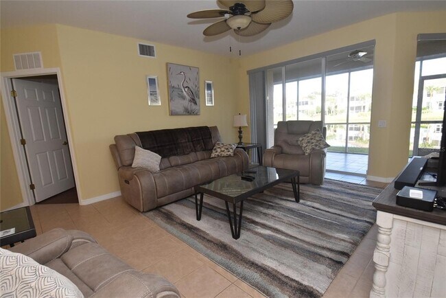 Foto del edificio - 6984 Prosperity Cir