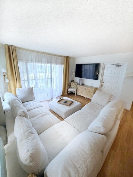 Photo - 1014 Green Pine Boulevard Unit 0022