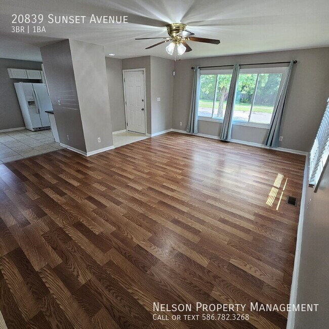 Foto del edificio - 20839 Sunset Ave