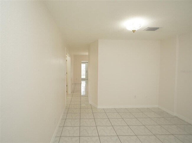 Foto del edificio - 3106 W La Salle St