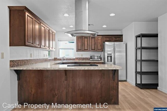 Foto del edificio - 3 br, 2 bath House - 814 18th Ave