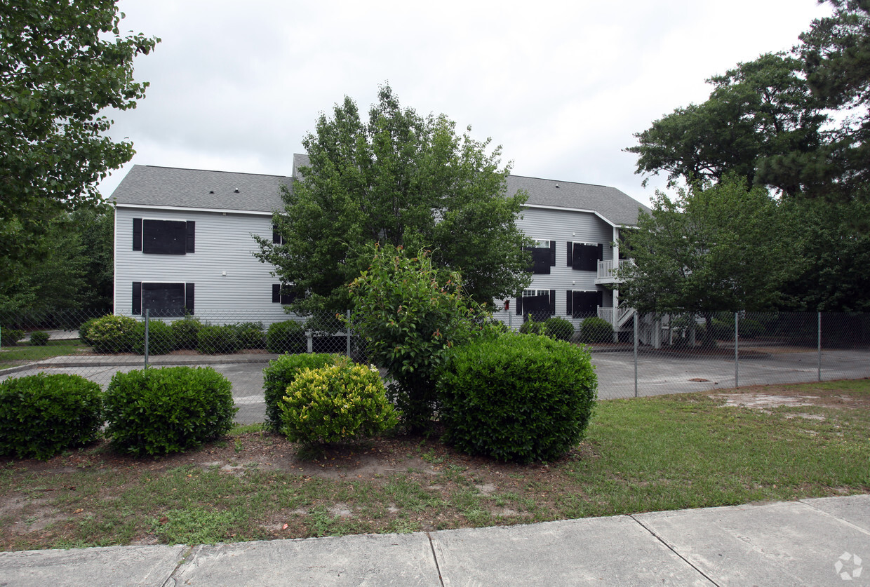 Primary Photo - Eastbrooke Apartments