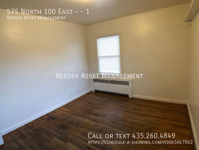 Foto del edificio - Historic 4 Bedroom 1 Bathroom Apartment