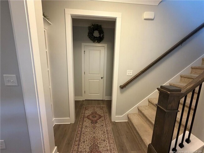 Foto del edificio - 68 Spruce Holw Cir