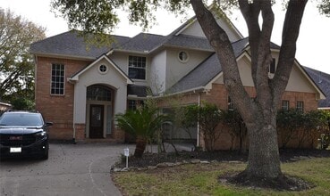 Building Photo - 22755 Cascade Springs Dr