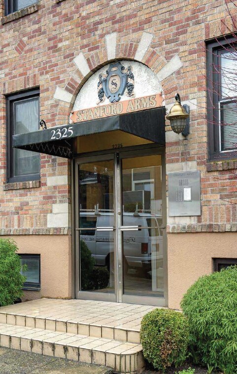 Building Photo - Stanford Arms - 2 bedrooms