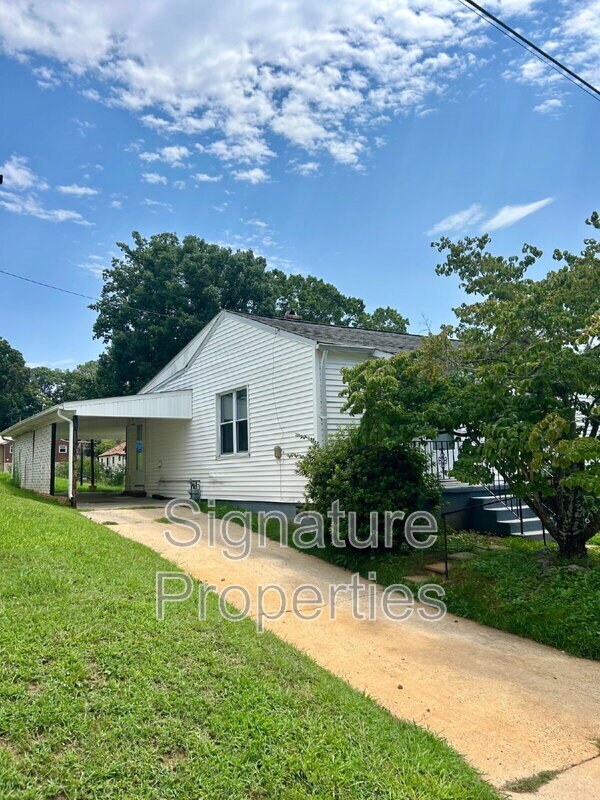Foto del edificio - 703 4th St