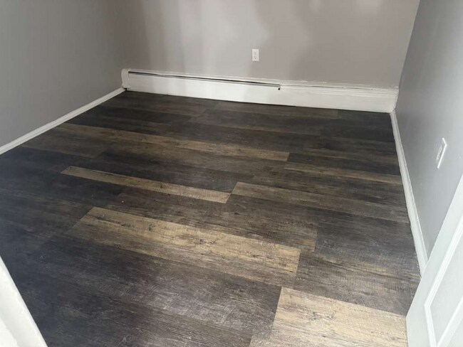 Building Photo - 13540 Superior Rd