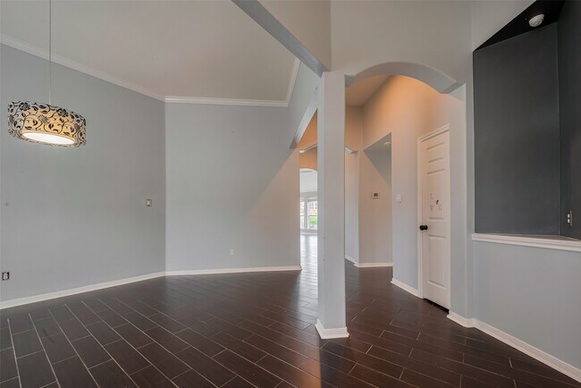 Foto del edificio - 311 N Esplanade Ln