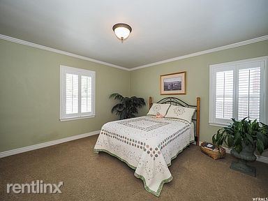 Building Photo - 3 br, 2 bath House - 2341 E Bernadine Dr