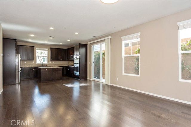 Photo - 148 Compass House